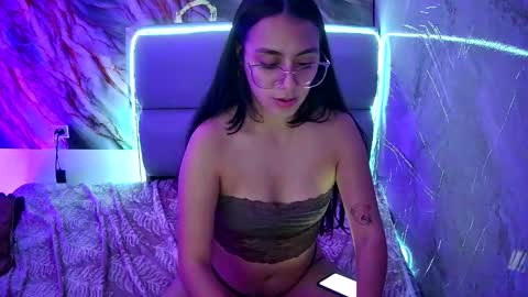 Snapshot of freyja_01 chatting on February 2025 12:40:02 AM Freyja online show from February 2025 12:40:02 AM