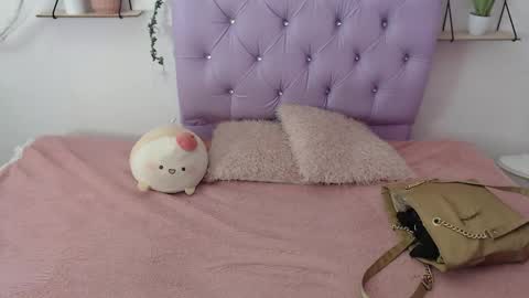 Snapshot of freyja_01 chatting on September 2025 03:16:02 AM Freyja online show from September 2025 03:16:02 AM