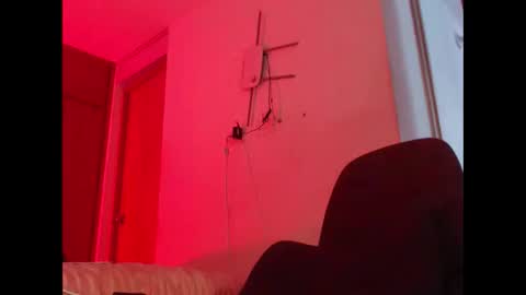 FREYJA LOREN online show from February 2025 06:45:01 PM