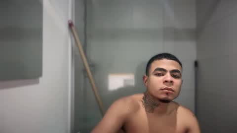 freyva_ online show from March 2025 12:15:01 PM