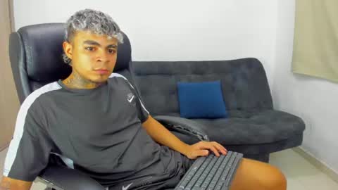Snapshot of freyva_ chatting on July 2026 05:54:02 AM freyva_ online show from July 2026 05:54:02 AM