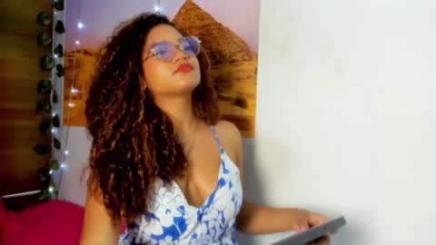 Frezzita online show from October 2025 07:34:02 PM