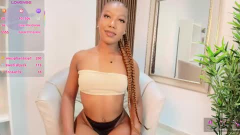 Snapshot of frida_kiroga chatting on June 2026 07:19:02 PM Frida Kiroga online show from June 2026 07:19:02 PM