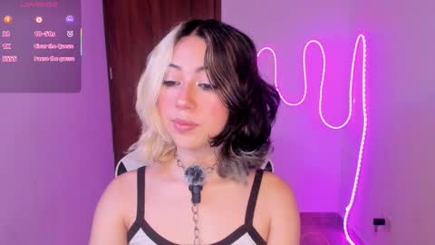 Snapshot of frida_lassi_ chatting on December 2025 12:03:02 PM frida_lassi_ online show from December 2025 12:03:02 PM