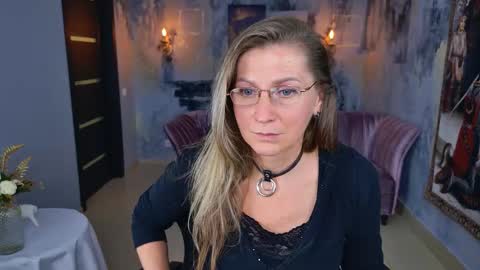 Frida Tander online show from September 2025 05:46:02 PM