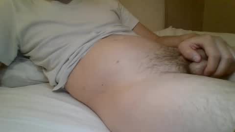 Snapshot of friendly_frank_18 chatting on June 2026 10:57:01 PM friendly_frank_18 online show from June 2026 10:57:01 PM