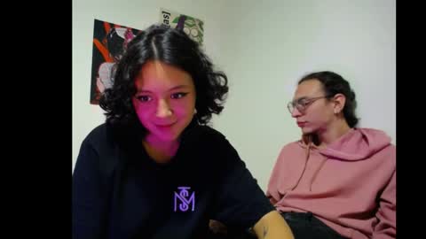 Snapshot of frikisa chatting on May 2026 12:19:02 AM frikisa online show from May 2026 12:19:02 AM