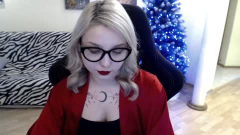 Lilith online show from December 2024 06:10:02 AM