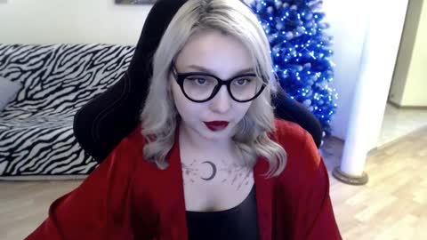 Lilith online show from December 2024 10:08:02 AM