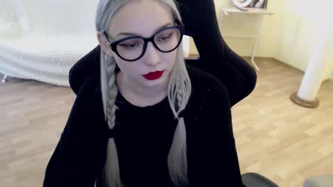 Lilith online show from March 2025 07:36:01 AM