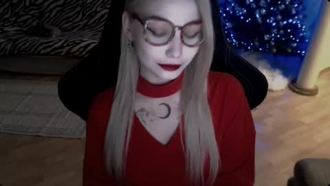 Lilith online show from December 2025 11:49:02 AM