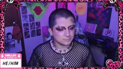 Snapshot of ftmbiggestclit chatting on May 2026 03:58:01 AM Kevin online show from May 2026 03:58:01 AM