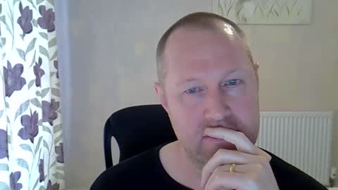 Fuck Buddy UK online show from April 2026 06:47:01 AM