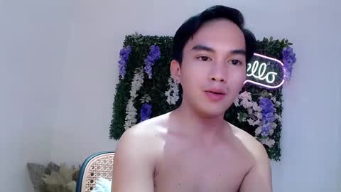 Snapshot of fuckboy_zachxx chatting on February 2025 04:34:01 AM online show from February 2025 04:34:01 AM