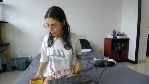 Lauuuu n TheLuckyGuy online show from January 2025 10:08:01 PM