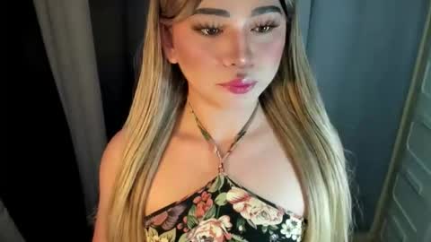 Snapshot of fuckdoll_rain chatting on May 2026 09:43:01 PM R A I N M O R A L E S G M A I L . C O M online show from May 2026 09:43:01 PM
