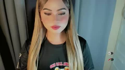 Snapshot of fuckdoll_rain chatting on May 2026 05:24:01 AM R A I N M O R A L E S G M A I L . C O M online show from May 2026 05:24:01 AM