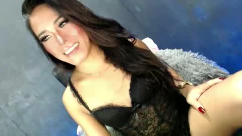 sweetyJENNY online show from October 2025 05:10:02 PM