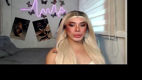 MISS NEILLY online show from July 2026 08:47:02 AM