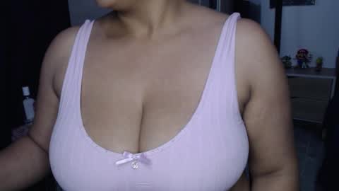 Mia and Gary  online show from October 2025 02:10:01 AM