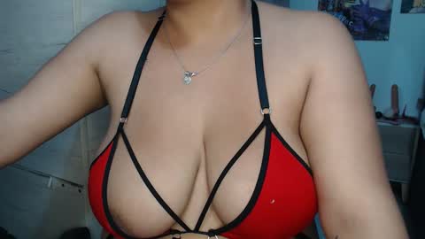 Mia and Gary  online show from November 2025 03:05:02 AM