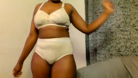 Snapshot of fuckpussy_18 chatting on February 2026 05:14:01 AM fuckpussy_18 online show from February 2026 05:14:01 AM