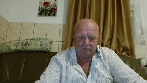 fullballs6 online show from September 2025 02:12:01 AM