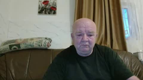 fullballs6 online show from February 2026 04:32:01 AM