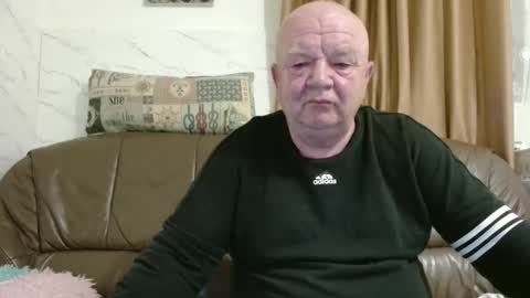 fullballs6 online show from March 2026 02:47:02 AM