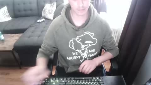 fullandready online show from October 2025 04:26:01 PM