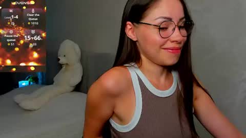 Snapshot of fun__nd__bun chatting on August 2026 02:41:02 PM fun__nd__bun online show from August 2026 02:41:02 PM