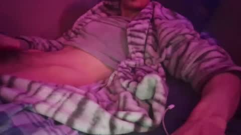 Snapshot of fundude1993 chatting on January 2025 06:56:02 AM fundude1993 online show from January 2025 06:56:02 AM