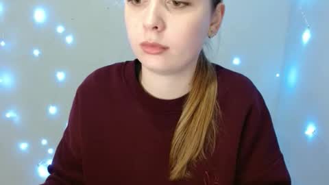 Emma online show from December 2025 08:41:02 AM