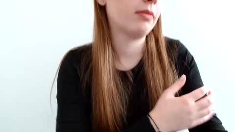 Emma online show from March 2026 01:50:01 PM