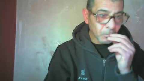 Snapshot of funic723 chatting on April 2026 06:11:01 AM funic723 online show from April 2026 06:11:01 AM