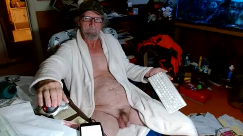 mike online show from January 2026 05:00:01 AM