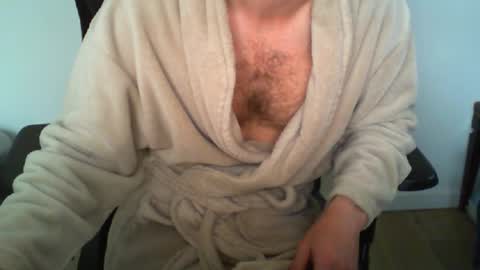 YWhiteNiceMan online show from May 2026 08:12:02 AM
