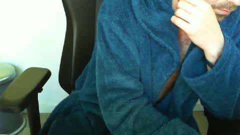 YWhiteNiceMan online show from May 2026 07:59:02 AM