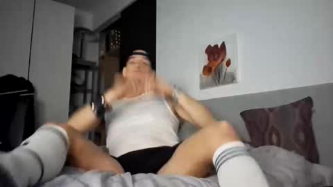 funyboyzz online show from February 2026 04:44:01 AM