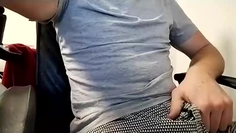 Snapshot of furchenlunzer chatting on January 2025 09:45:01 PM furchenlunzer online show from January 2025 09:45:01 PM