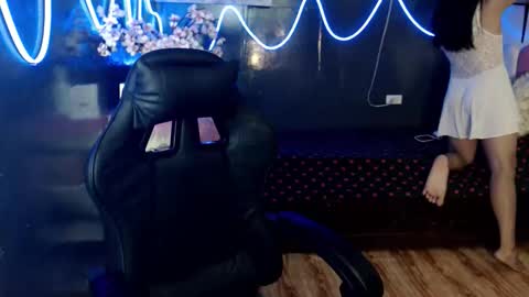 fuschiafucker online show from December 2025 11:36:02 AM