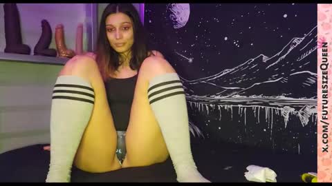 futuresizequeen online show from January 2026 03:09:02 AM