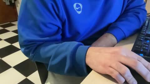 fuzitzu2 online show from February 2025 04:02:01 PM