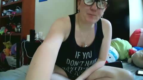 Snapshot of fuzzypeaches87 chatting on April 2026 03:25:02 PM fuzzypeaches87 online show from April 2026 03:25:02 PM
