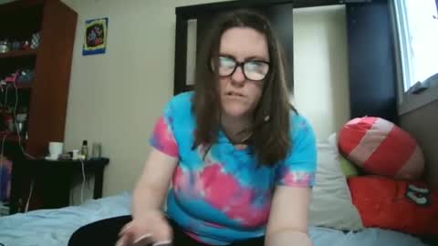 Snapshot of fuzzypeaches87 chatting on May 2026 07:30:01 PM fuzzypeaches87 online show from May 2026 07:30:01 PM