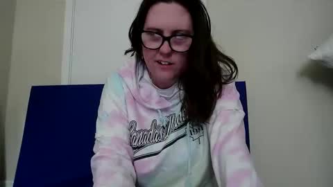 Snapshot of fuzzypeaches87 chatting on May 2026 05:45:02 PM fuzzypeaches87 online show from May 2026 05:45:02 PM