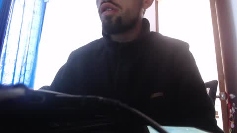 andrew online show from December 2024 07:38:02 PM