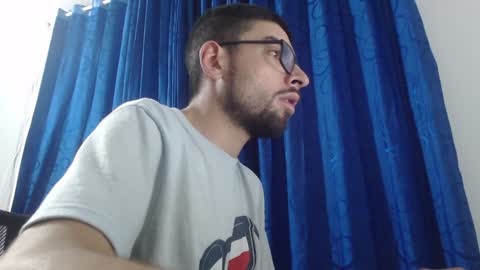 andrew online show from February 2025 04:37:02 AM