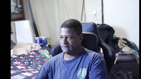 Snapshot of fyrecontrol chatting on December 2024 12:37:02 AM seldom seen online show from December 2024 12:37:02 AM