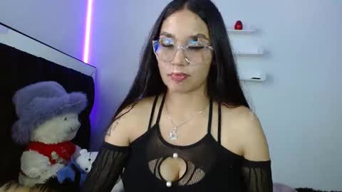 Snapshot of fysste_ chatting on February 2025 07:58:01 PM Victoria online show from February 2025 07:58:01 PM